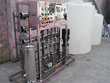 2噸純水機(jī)